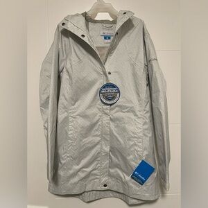 Columbia Women’s Rain Coat